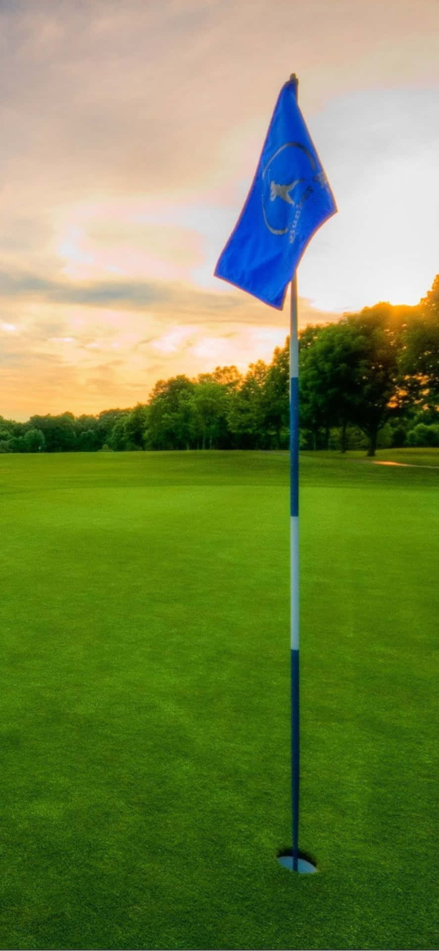 Nyde at spille golf og nyde den smukke udsigt med iPhone X