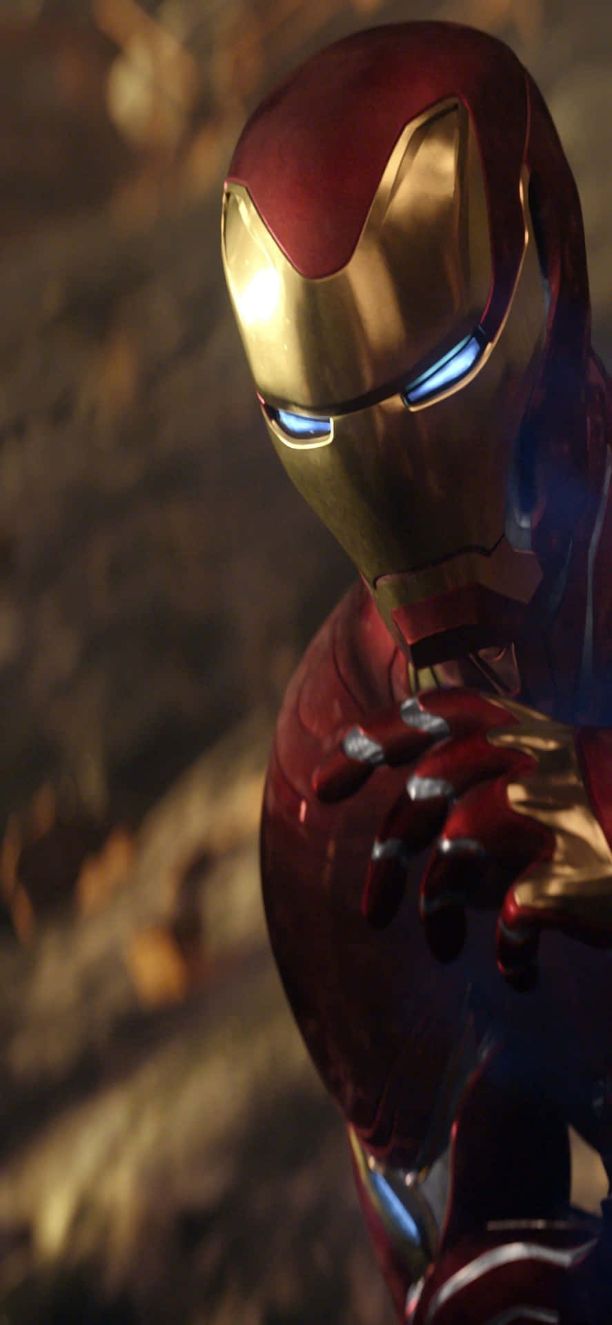 Hintergrundbildfür Das Iphone X Mit Iron Man Im Goldenen Roten Anzug.