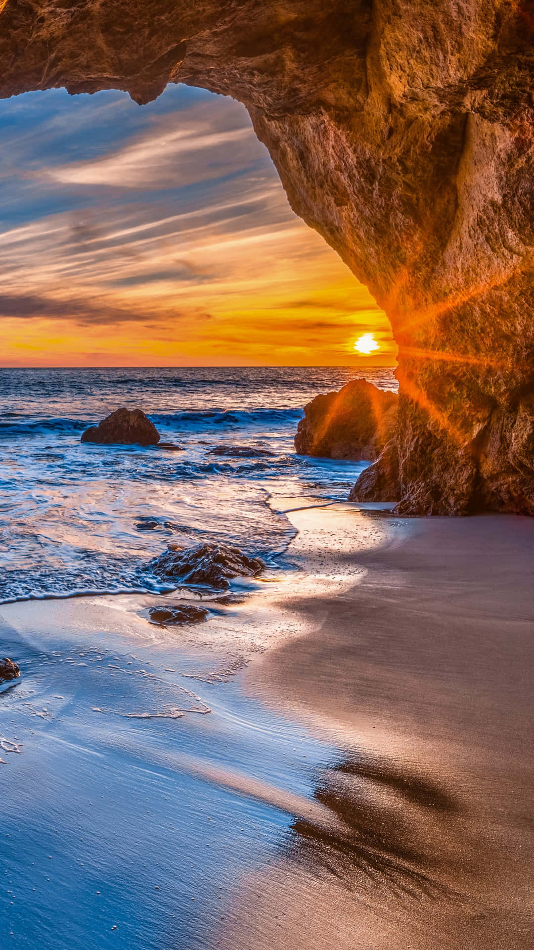 Iphone X Malibu Background Sunset In Cave