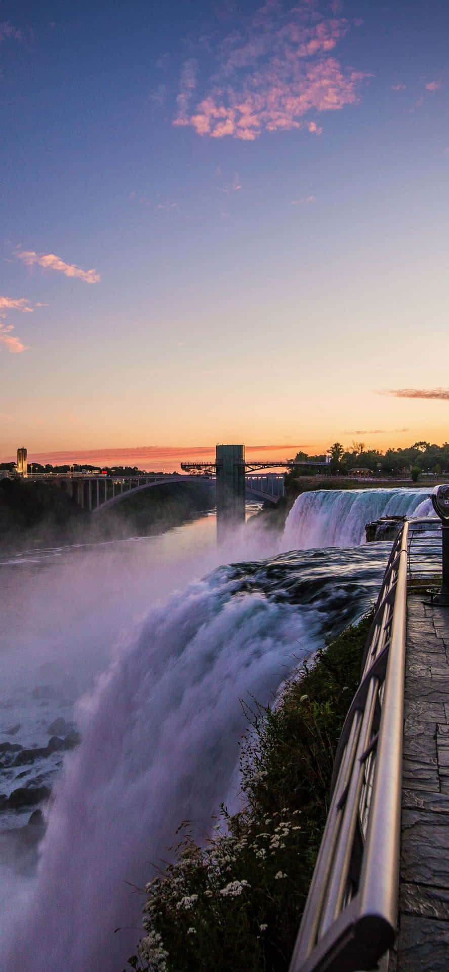 Iphonex Hintergrund Mit Sonnenuntergang Am Niagara Falls Himmel.