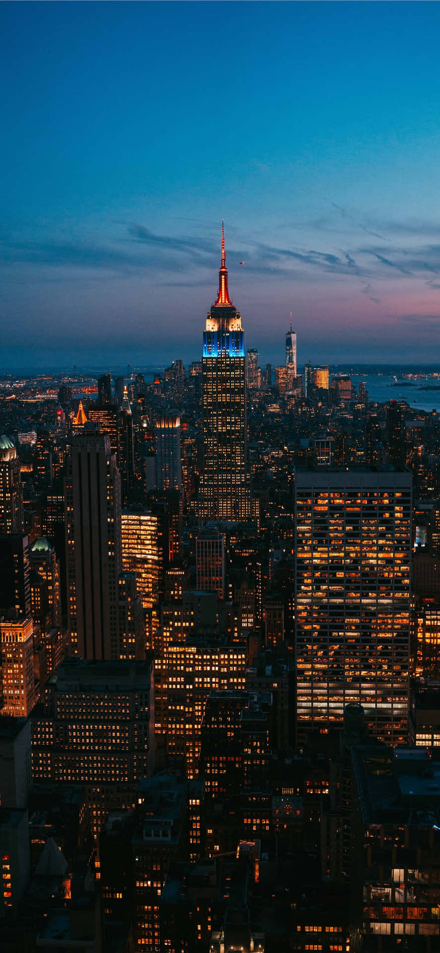 Sfondonotturno Di New York City Empire Per Iphone X.