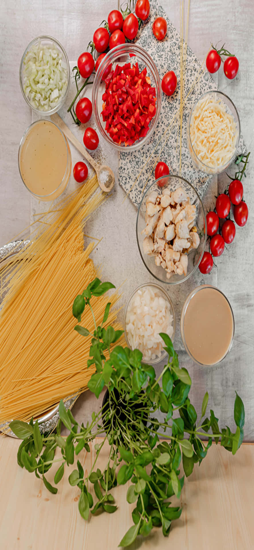 Ingredientiper Il Piatto Di Spaghetti Sfondo Pasta Iphone X