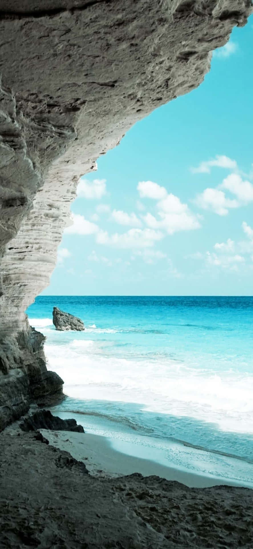 iPhone XS Ageeba Beach Background