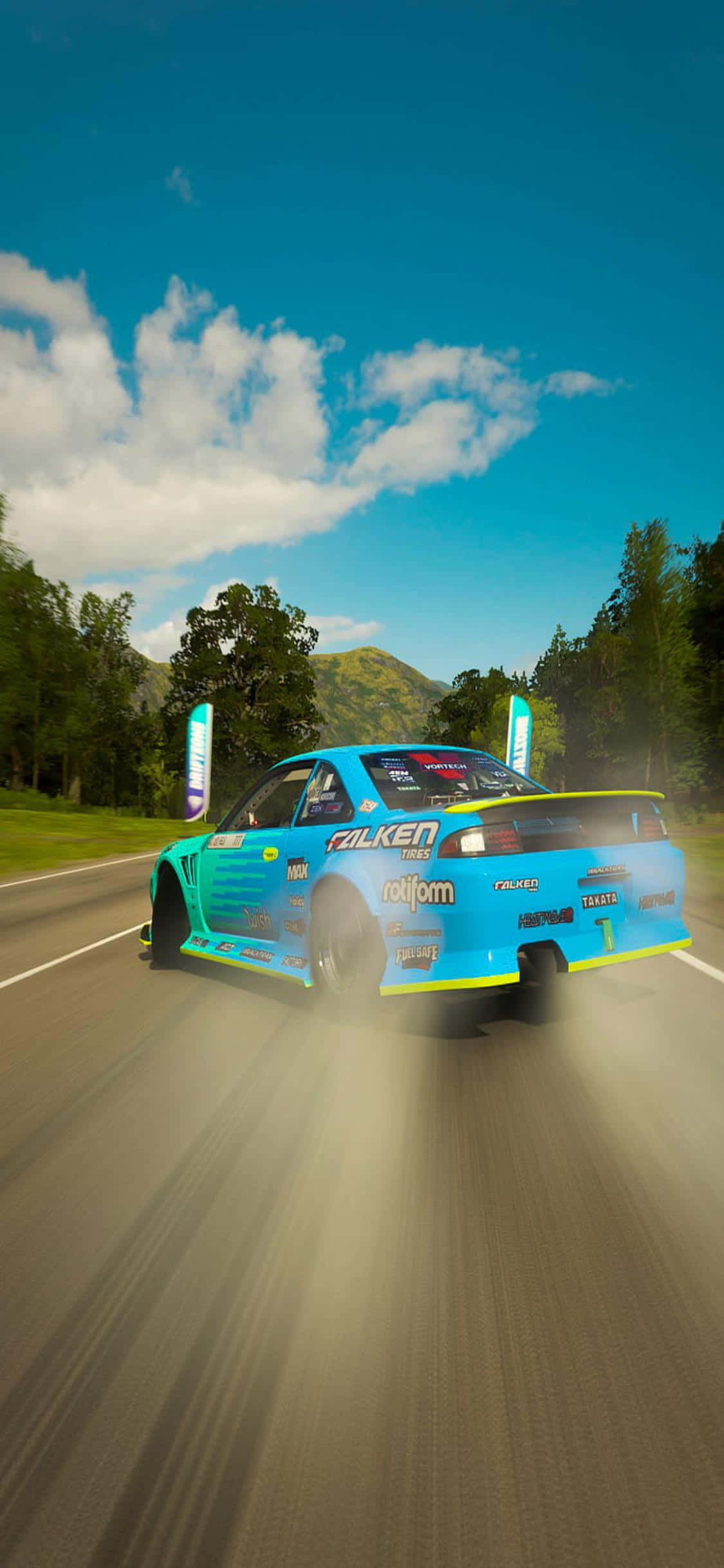 Race ahead of the pack with Forza Horizon 4 on Iphone Xs