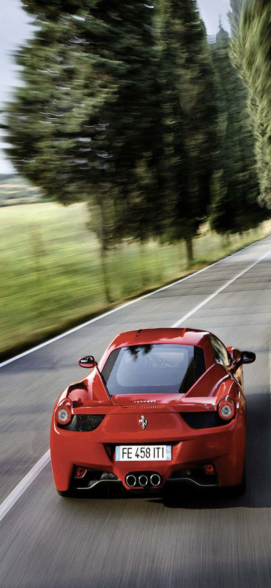 Fondode Pantalla Para Iphone Xs Max Con Un Ferrari Rojo, Modelo 2015 Ferrari 458 Spider En La Carretera.