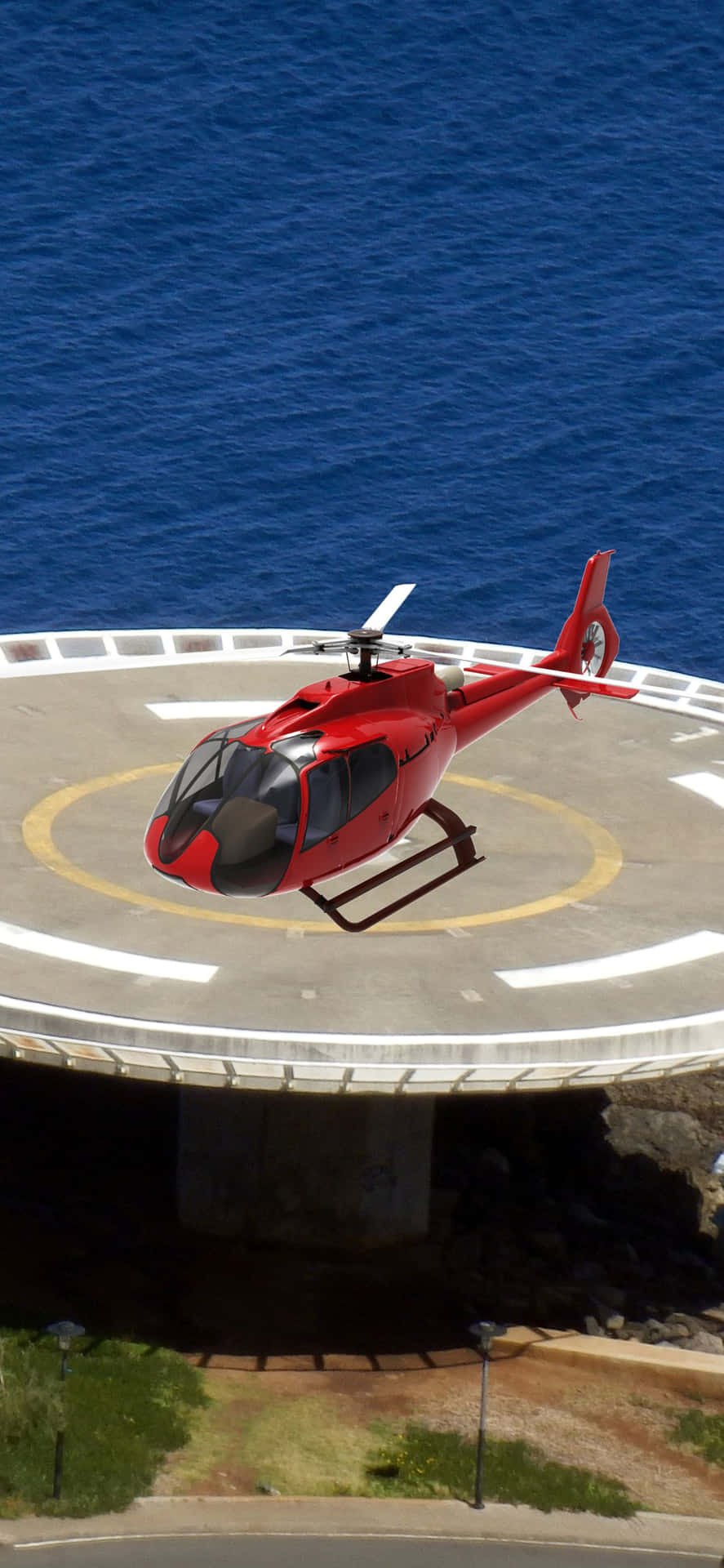 Unhelicóptero Está Volando Sobre El Océano.