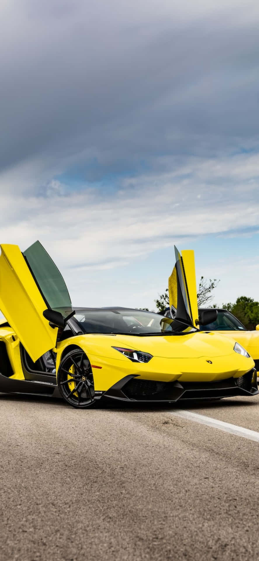 Iphonexs Max Lamborghini Aventador Yellow Car-bakgrund.