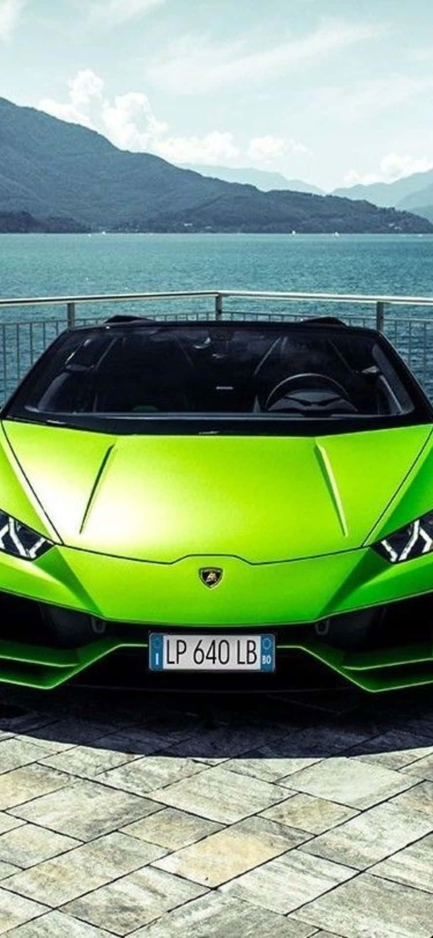iPhone XS Max Lamborghini Apple Green Background