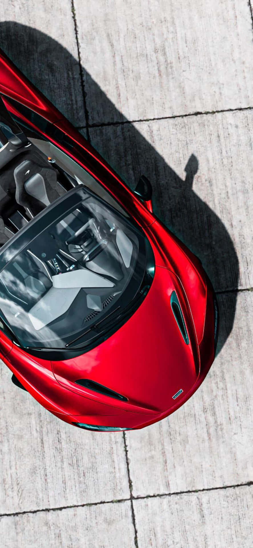 The mix of luxurious technology and speed with the Iphone Xs Max Mclaren 720S.
