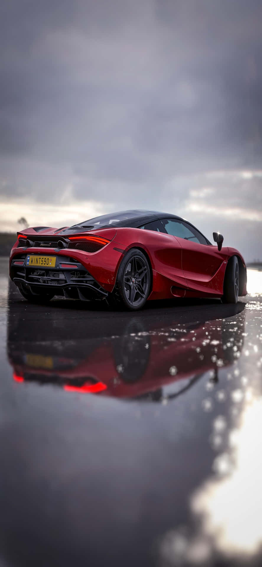 Experience the Speed and Luxury of the Iphone Xs Mclaren 720s