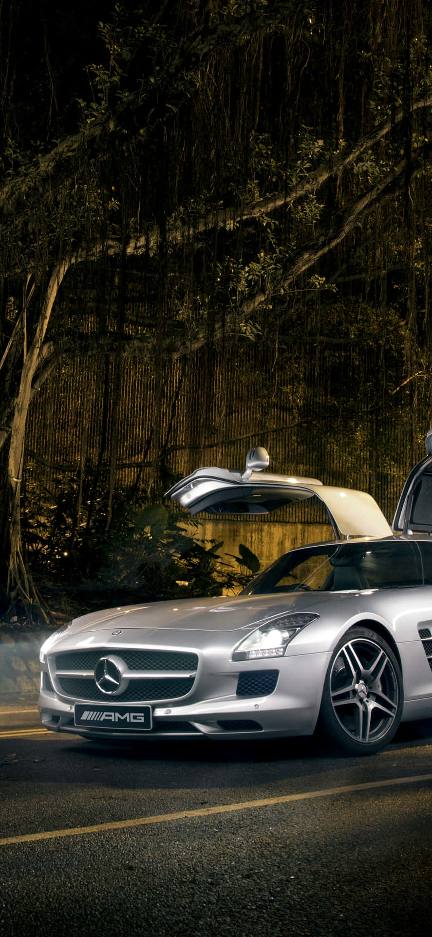 Sølv Iphone Xs Mercedes Amg baggrund
