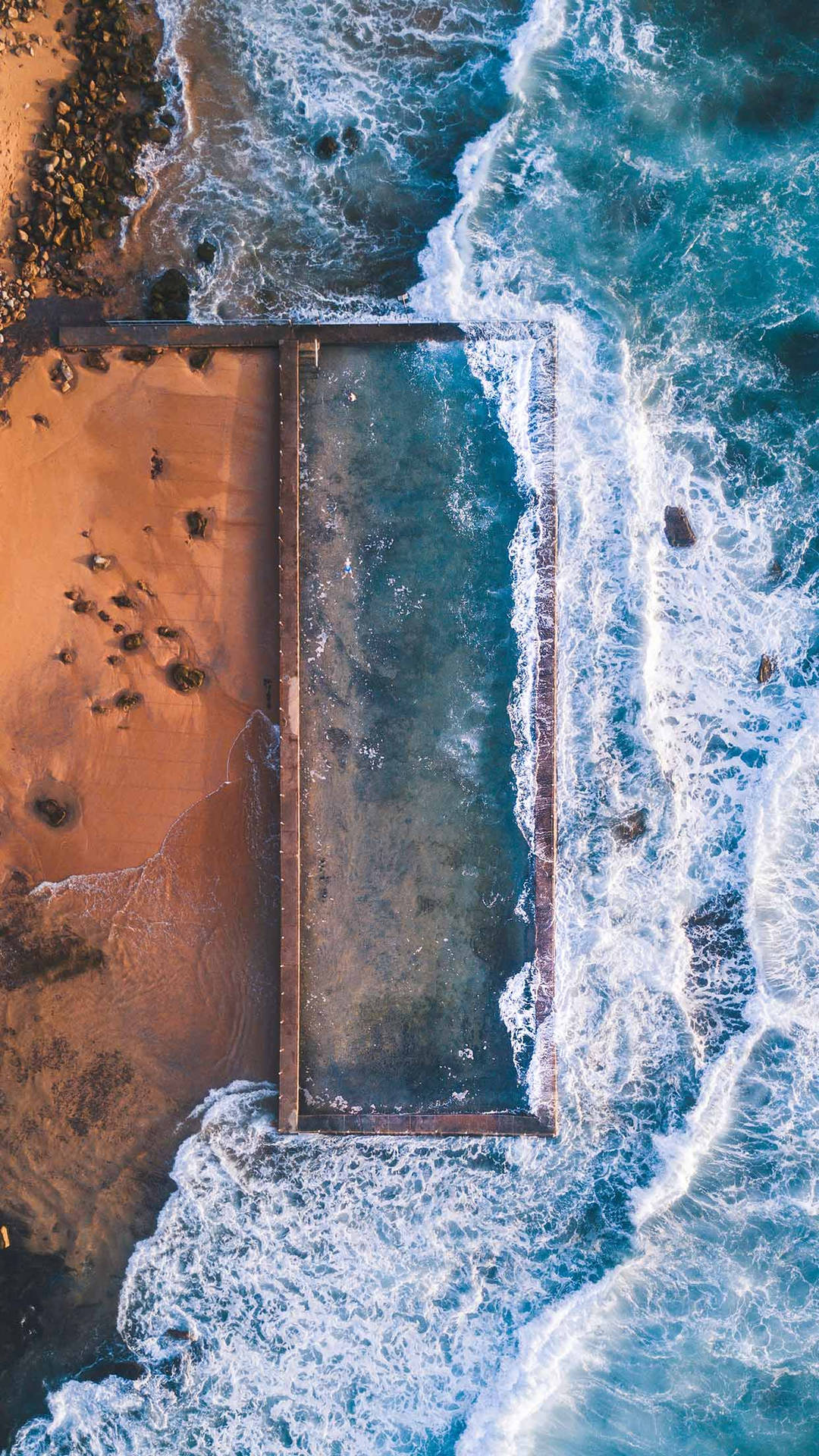 Iphone Xs Ocean Infinity Pool Picture