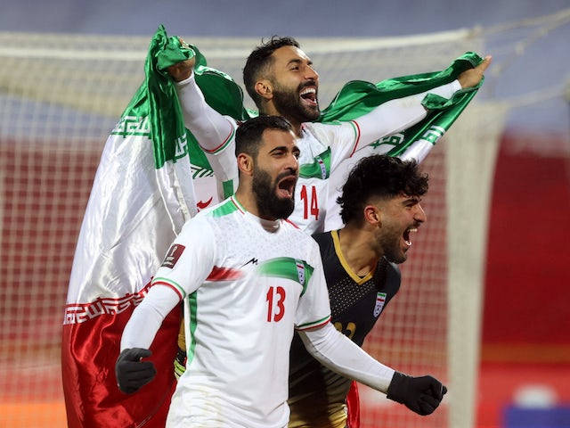 Seleçãonacional De Futebol Do Irã Bandeira Do País. Papel de Parede