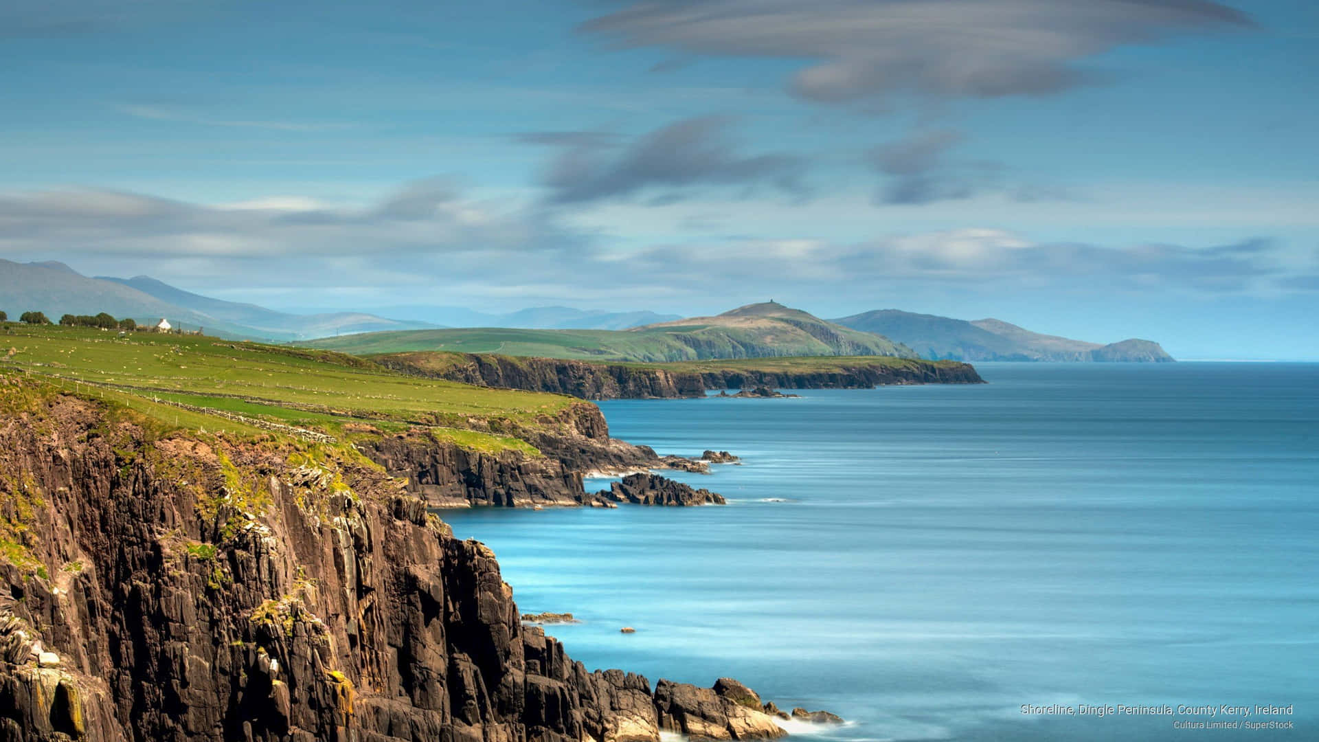 Explore the rolling green hills of Ireland Wallpaper