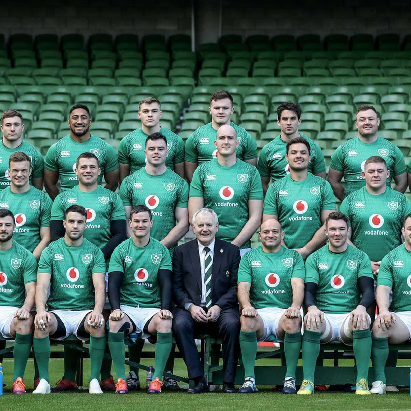 Ireland Rugby Team in Action Wallpaper