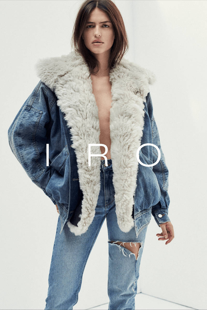 Iro Fur Coat Wallpaper