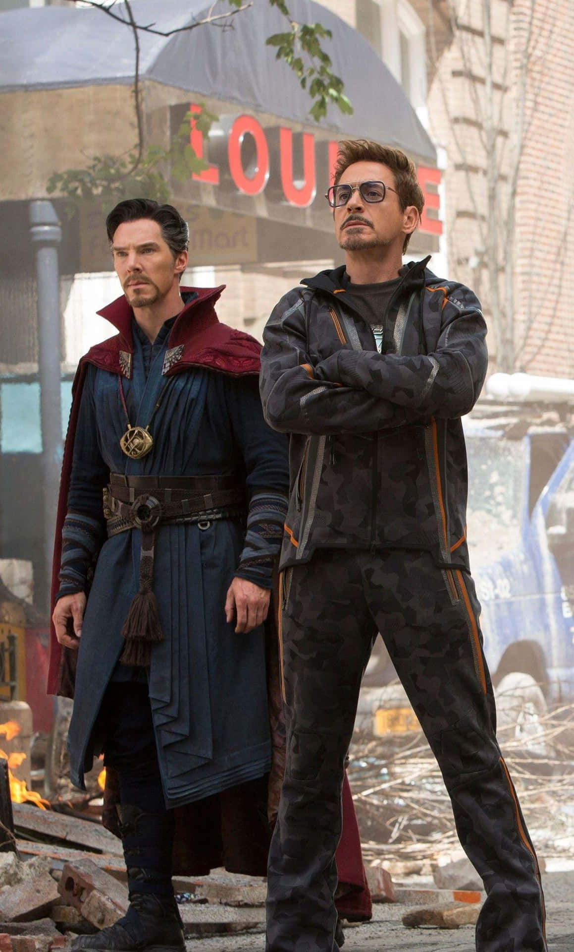 Iron Man and Doctor Strange team up to save the universe. Wallpaper