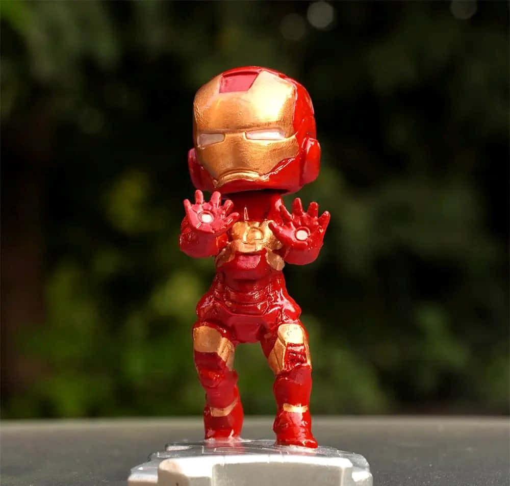 "The iconic Iron Man ready to liven up your desktop!" Wallpaper