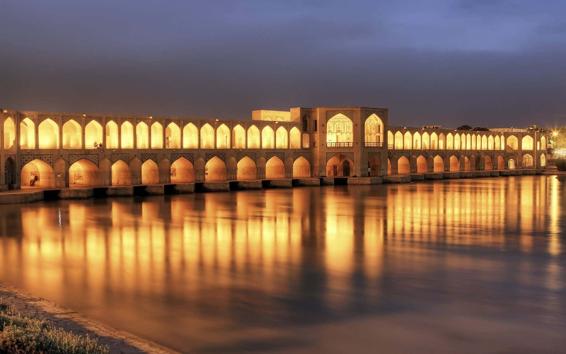 Isfahan Khajoo Bridge Long Exposure Photography Wallpaper