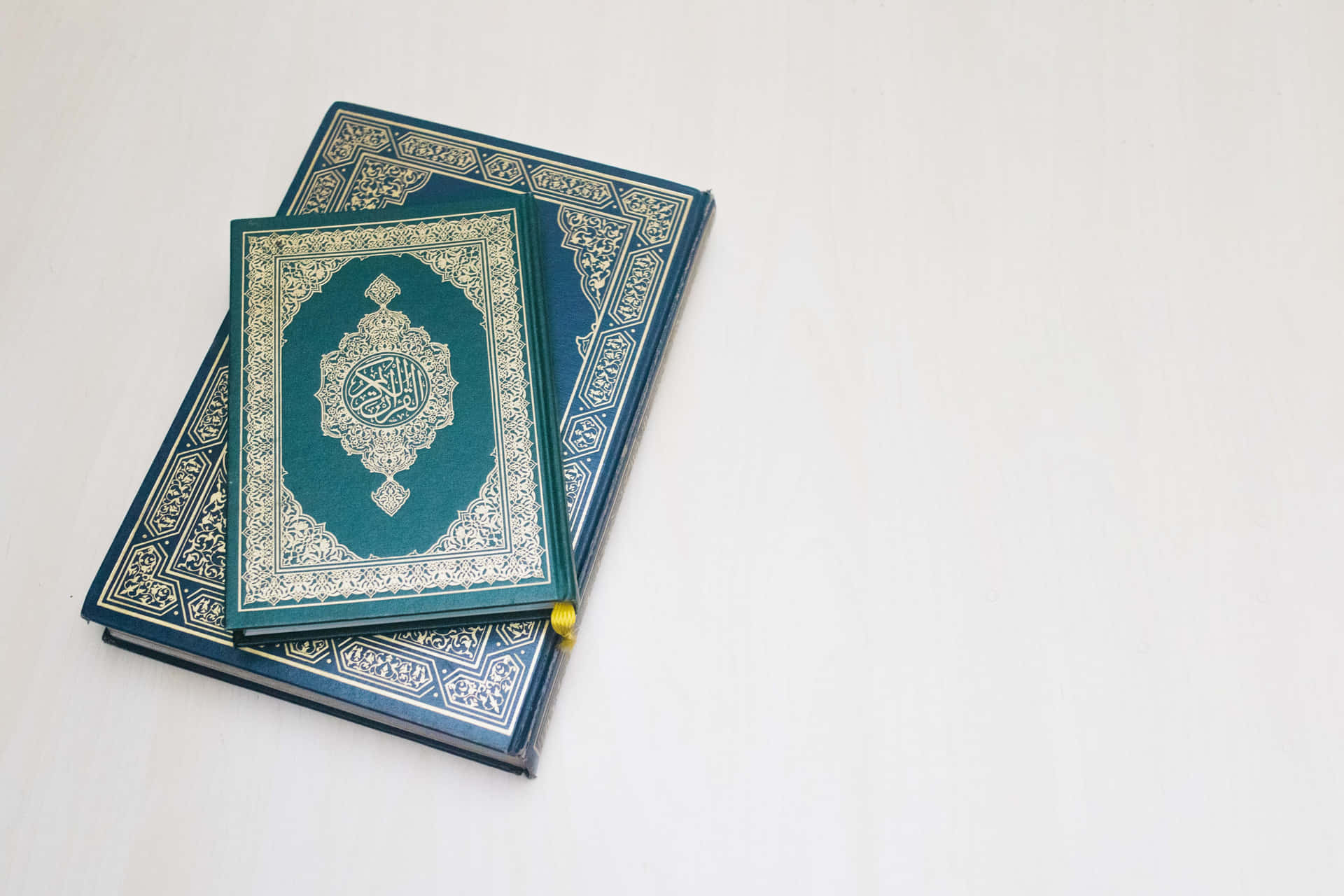 Heiligequran Bücher Islamischer Hintergrund.