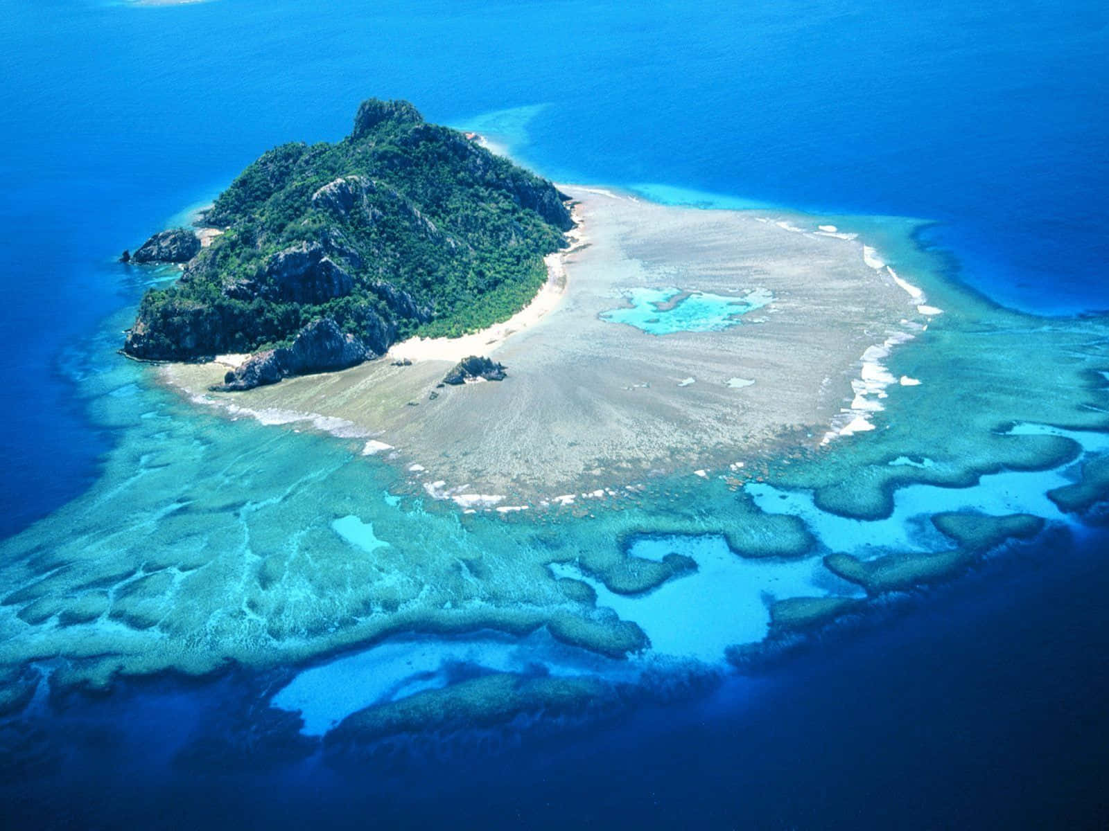 Paraísona Terra: Paisagem Incrível De Uma Ilha