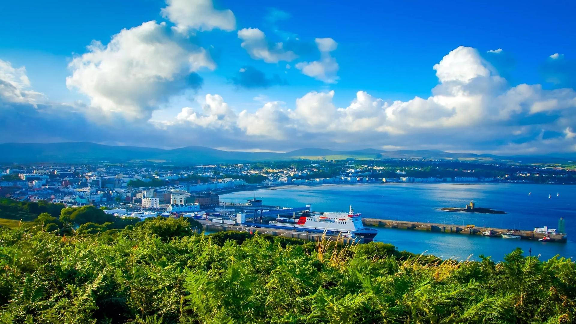Breath-taking View of Isle of Man Port Wallpaper