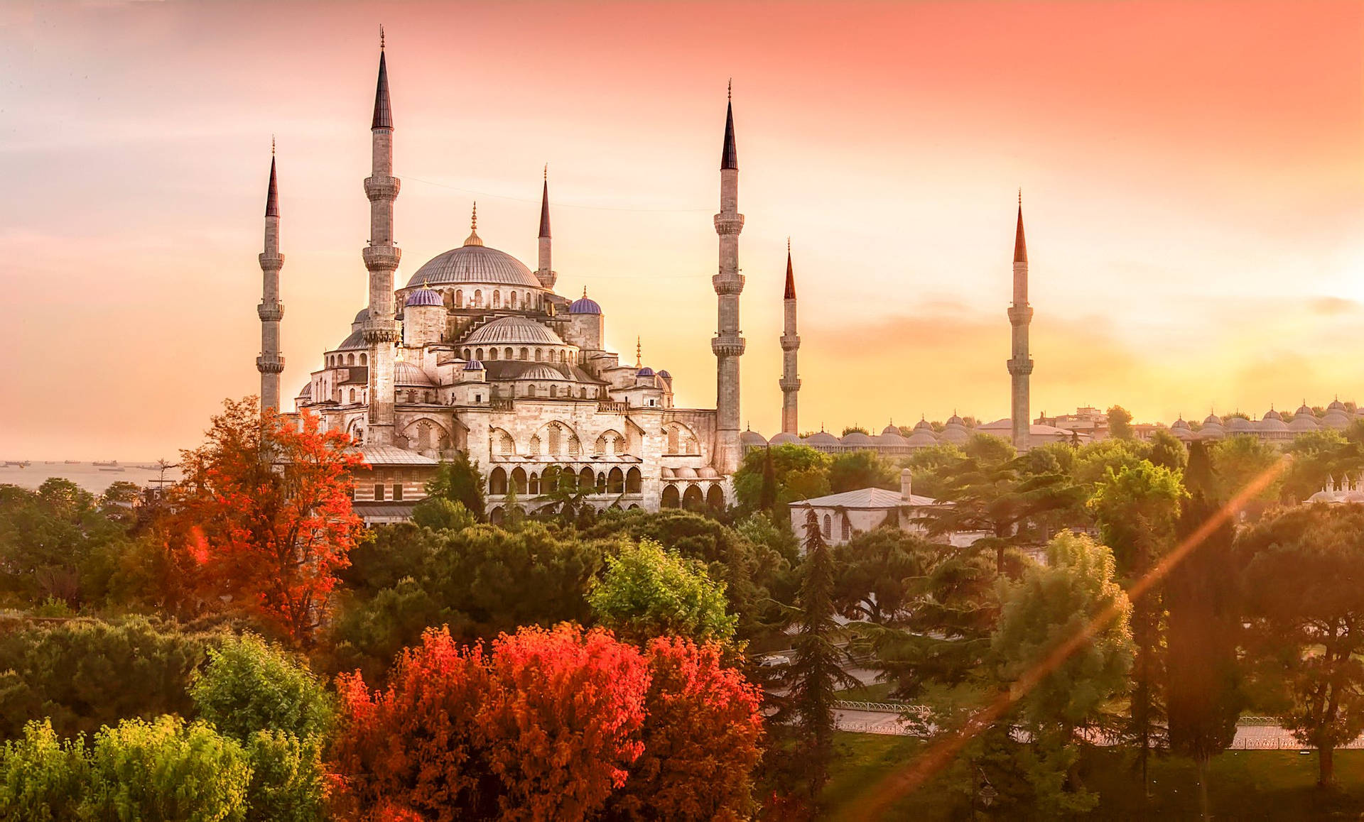 Istanbul's Famous Blue Mosque Aesthetic Wallpaper