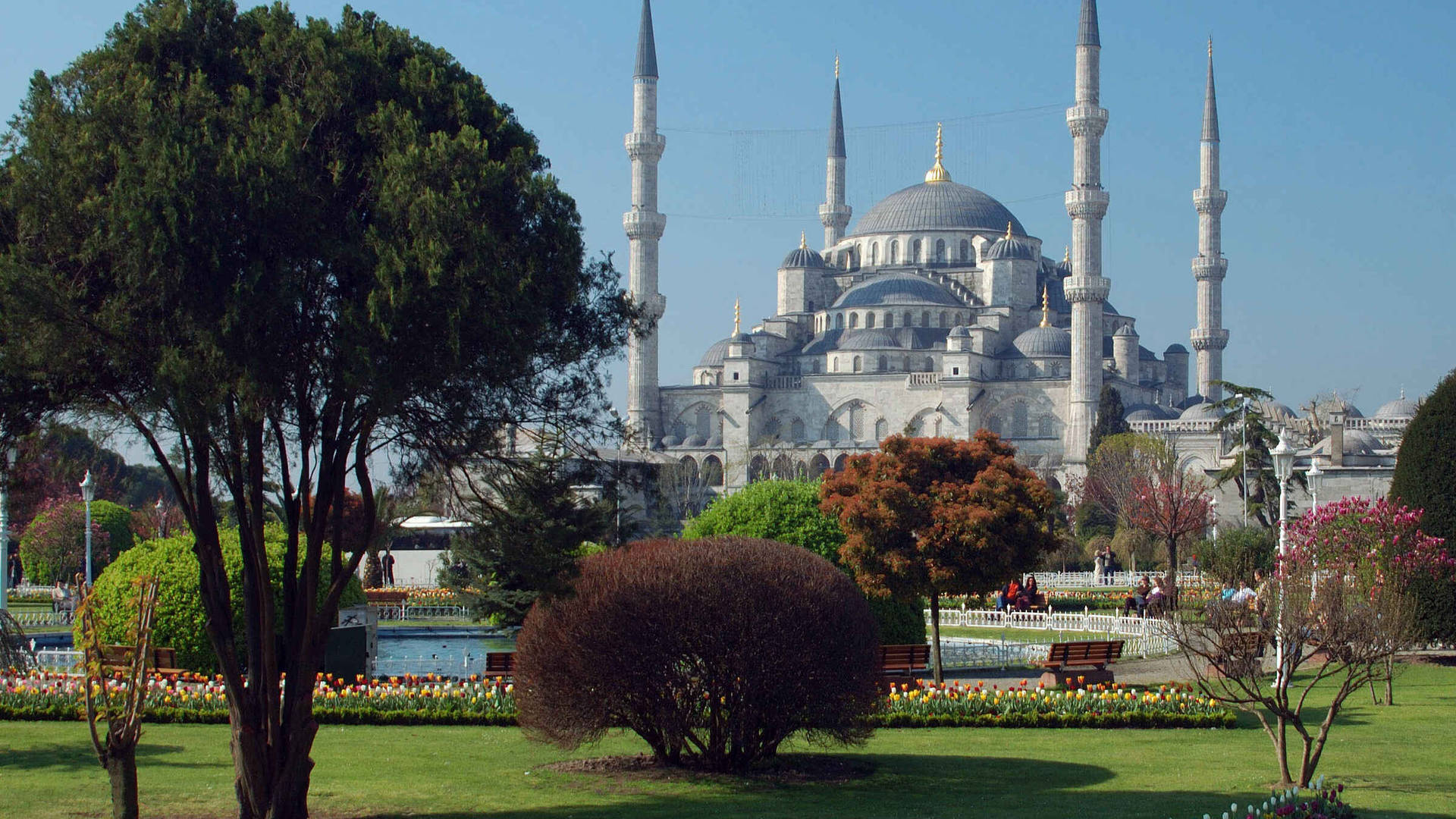 Istanbul's Sultan Ahmed Mosque