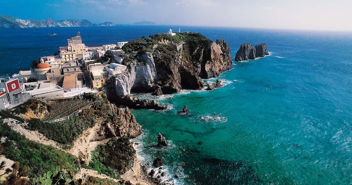 Captivating view of an idyllic Italian island Wallpaper