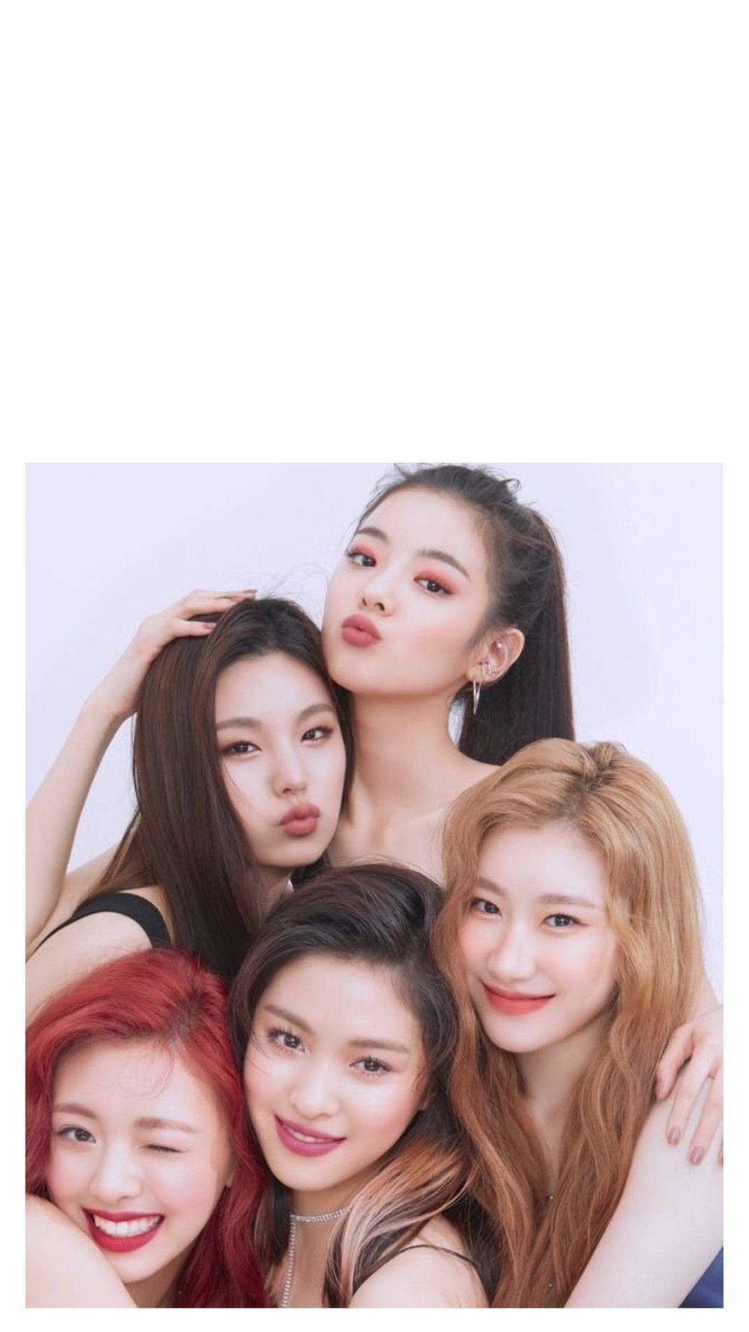 Itzy Magazine Cover Background
