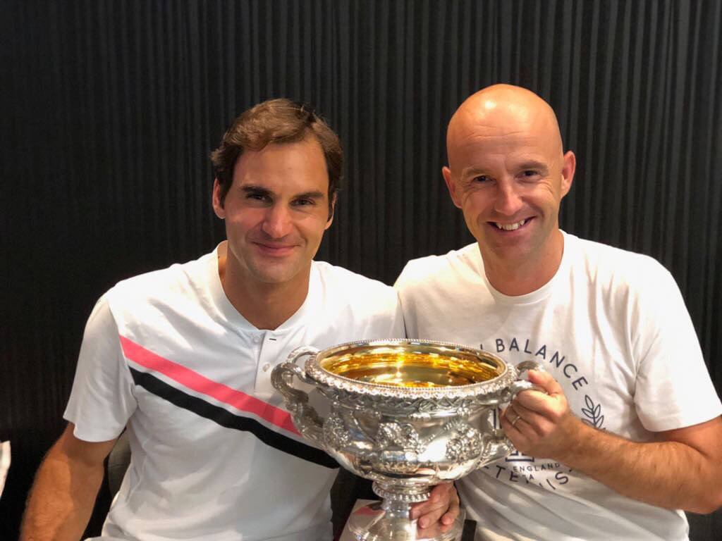 Ivánljubicic Con Roger Federer Fondo de pantalla
