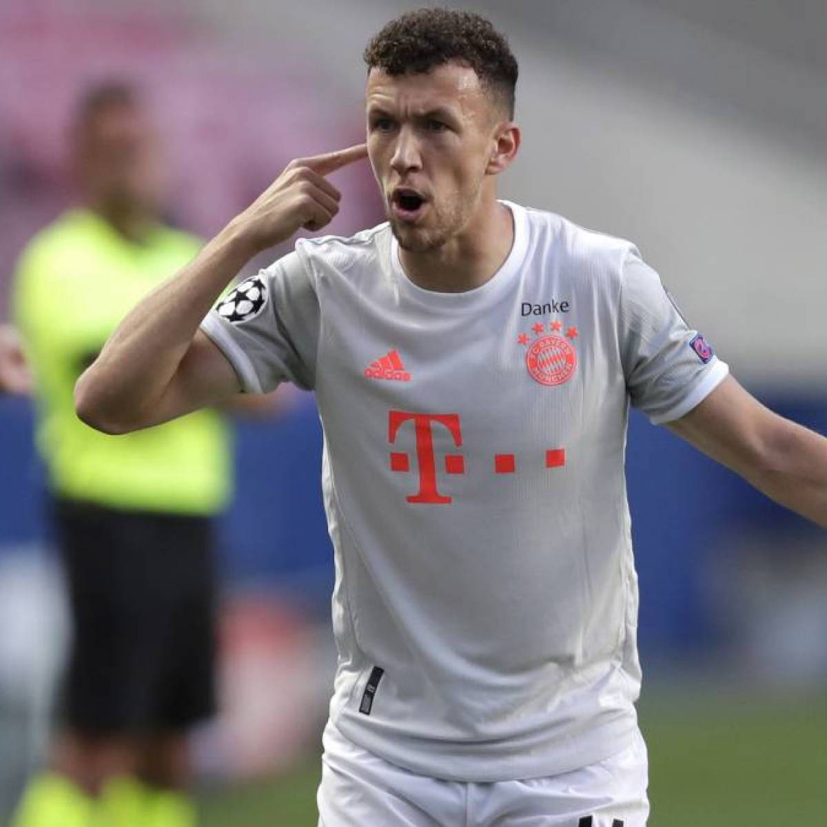 Ivan Perisic Pointing To Ear Wallpaper