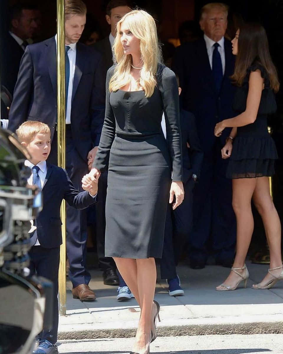 "Ivana Trump - A Devoted Mom" Wallpaper