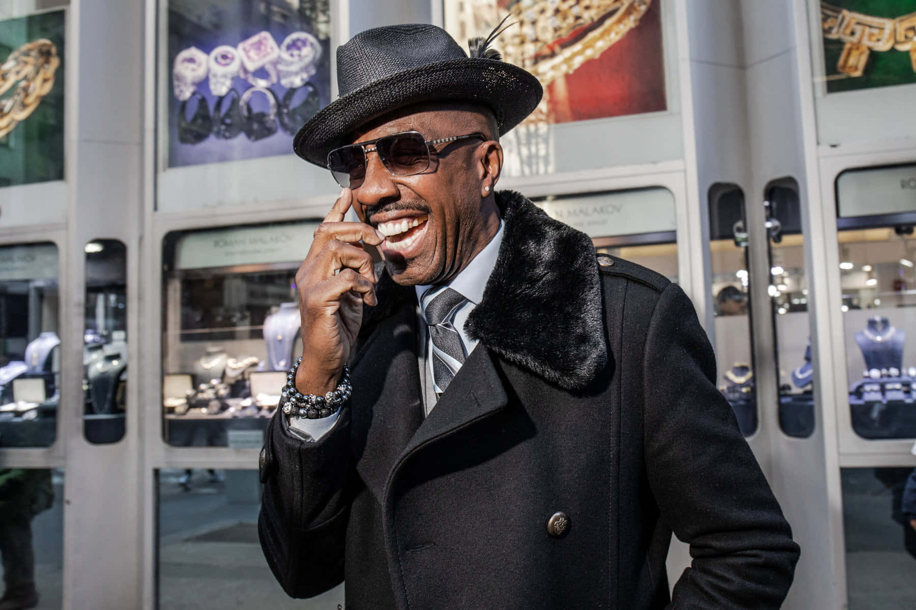 J.B. Smoove looking sharp in a suit. Wallpaper