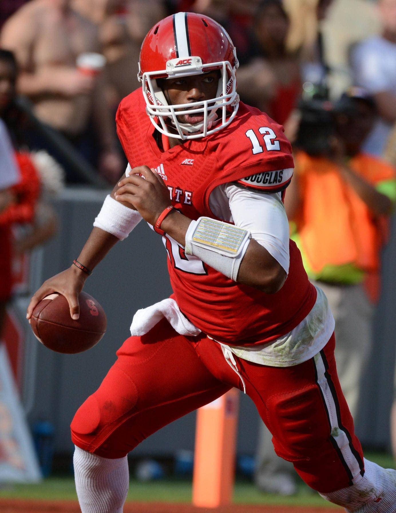 Jacoby Brissett: A Testament to Sheer Agility and Power Wallpaper