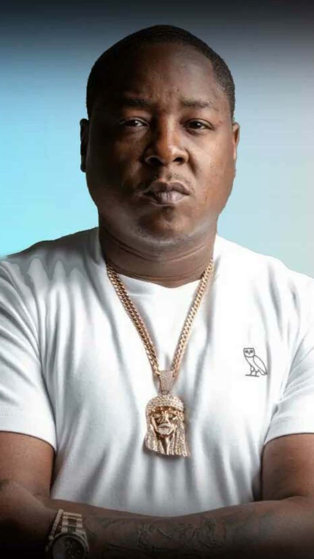 Jadakiss Portraitwith Gold Chain Wallpaper