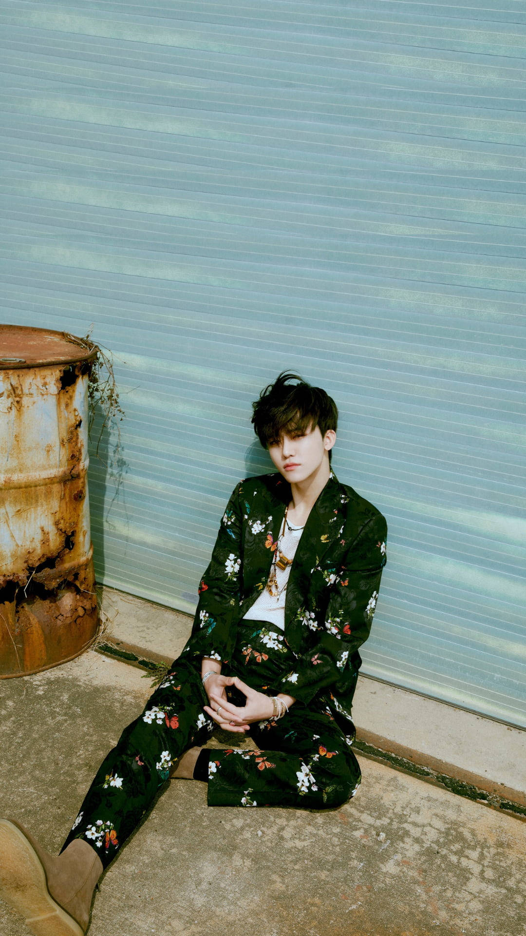 Jaemin NCT Floral Suit Wallpaper