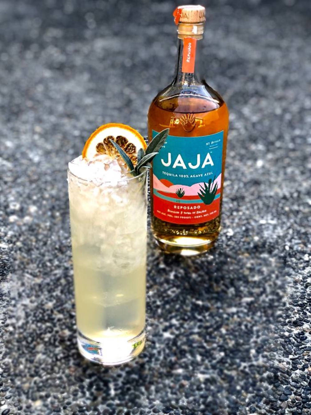 Billede af Tequila og Cocktail på Marmorbord som baggrund. Wallpaper