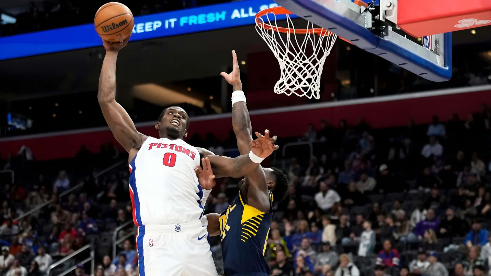 Jalen Duren Clavando Fondo de pantalla