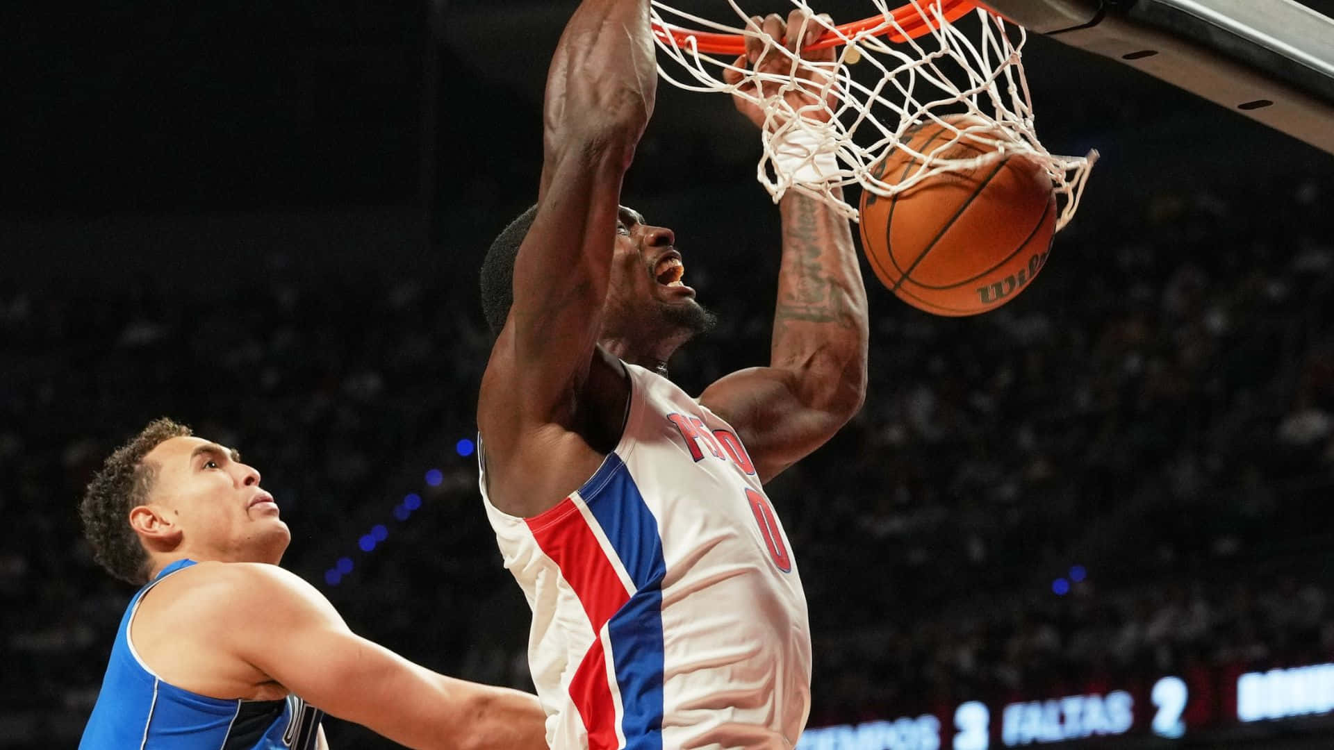 Dunk Poderoso De Jalen Duren Fondo de pantalla