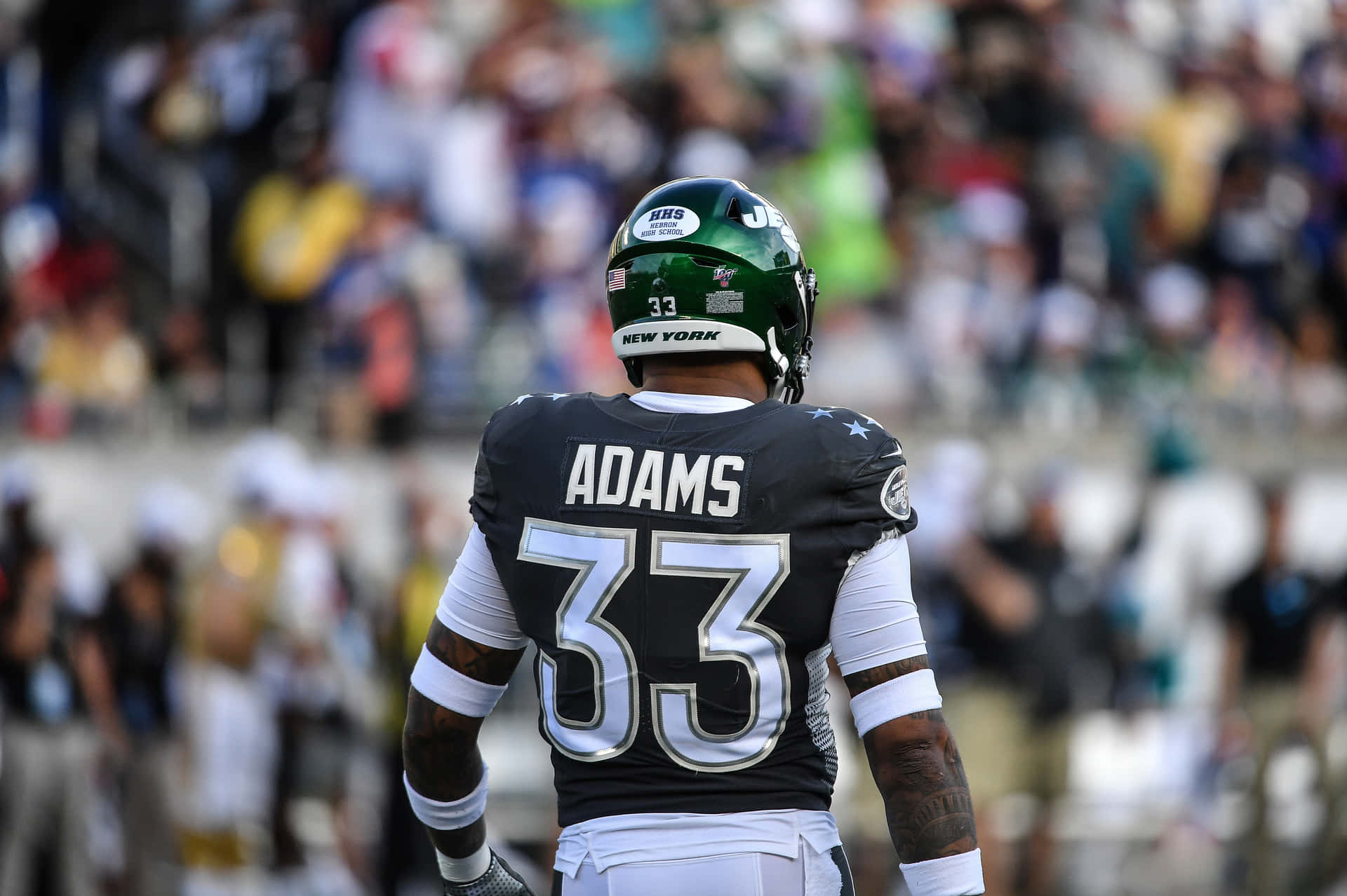 Jamal Adams in action at the 2020 NFL Pro Bowl Wallpaper