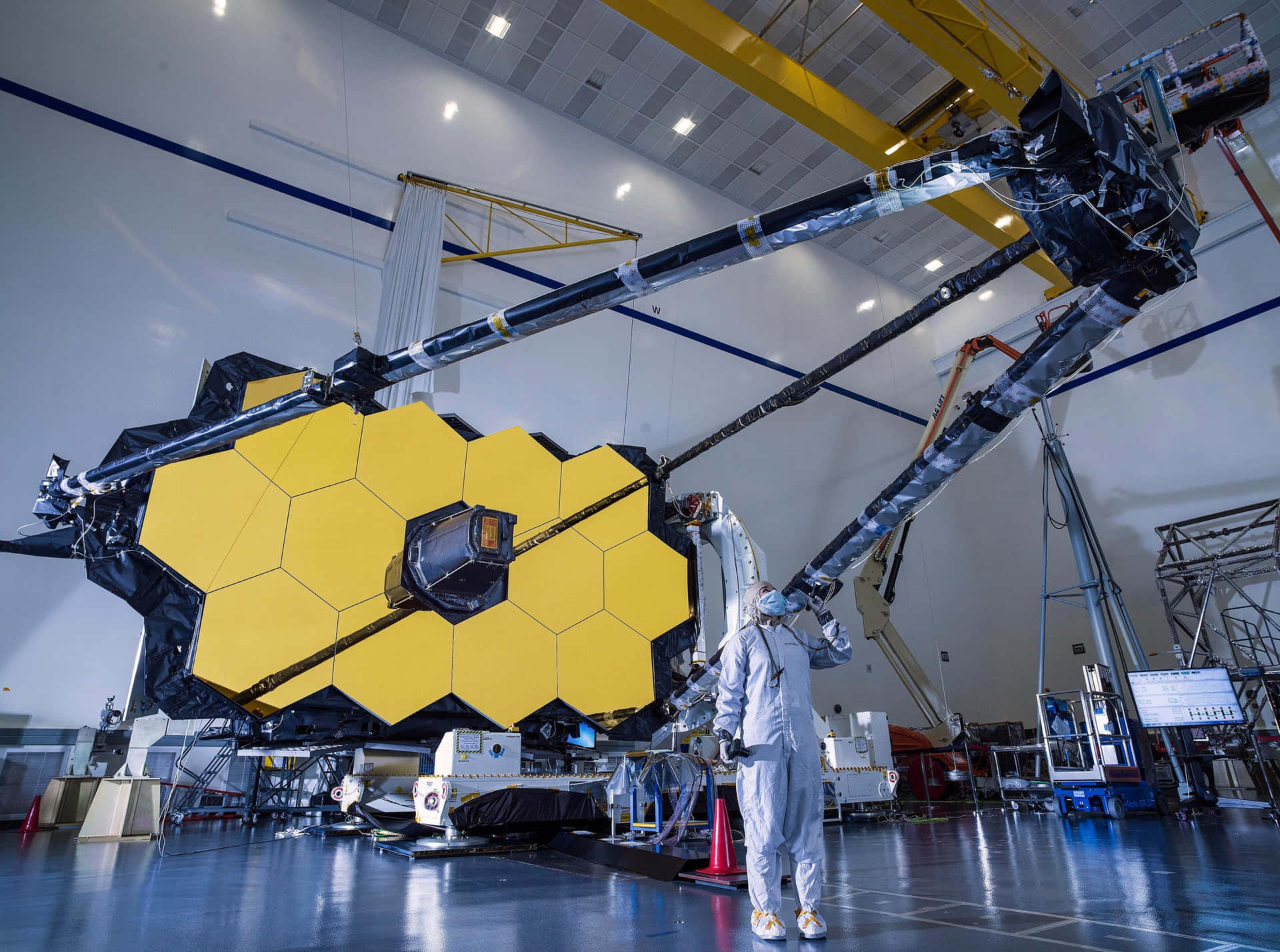 Assemblage Du Télescope Spatial James Webb Fond d'écran