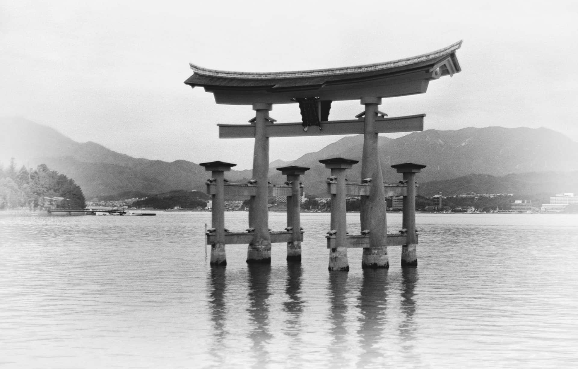 "A Glimpse Of Japan in Black and White" Wallpaper