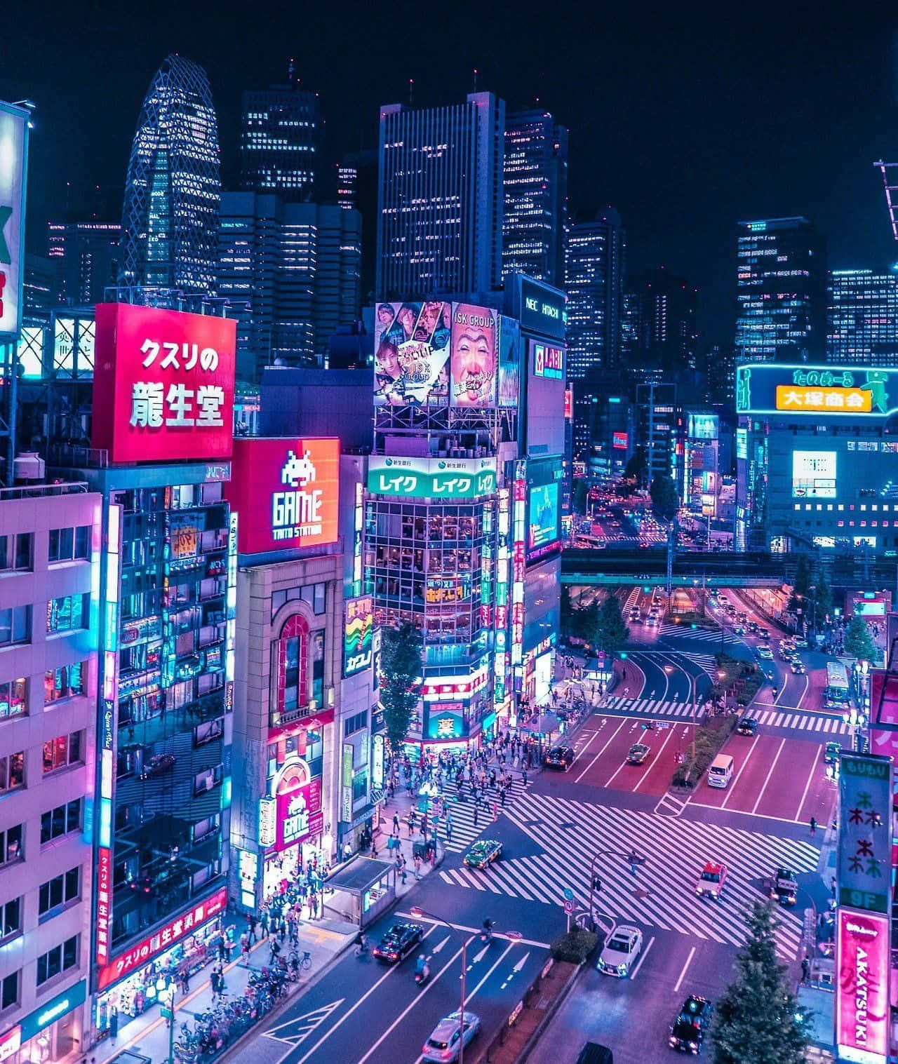 Entdeckedie Geheimnisse Von Tokyo Und Erlebe Die Faszination Des Japanischen Cyberpunk Wallpaper