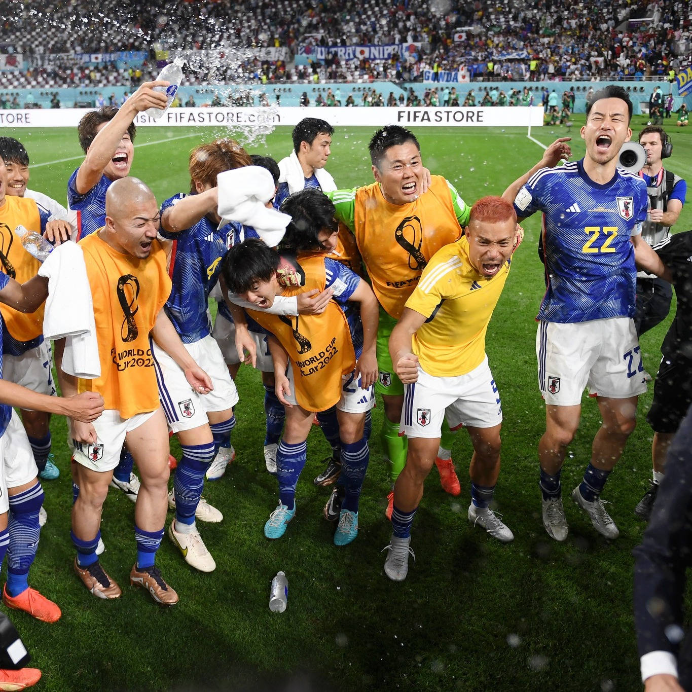 Japan National Football Team Shouting For Joy Wallpaper