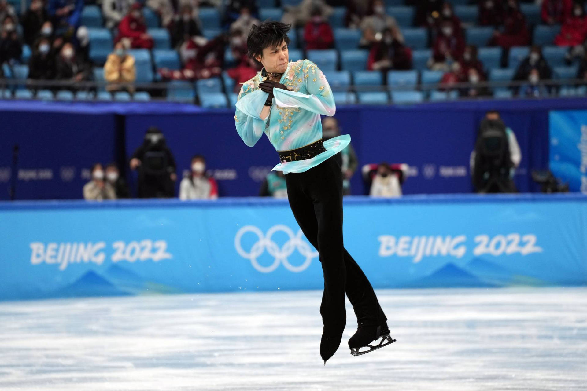 Japansk Figure Skates Star Yuzuru Hanyu Ved 2022 Olympiader Wallpaper
