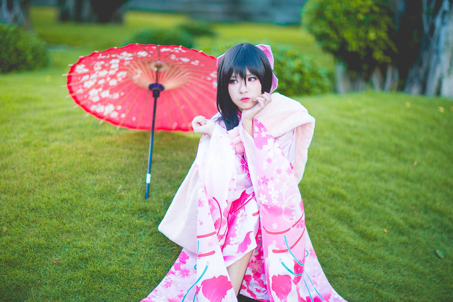 Japanese Girl In Pink Kimono Wallpaper