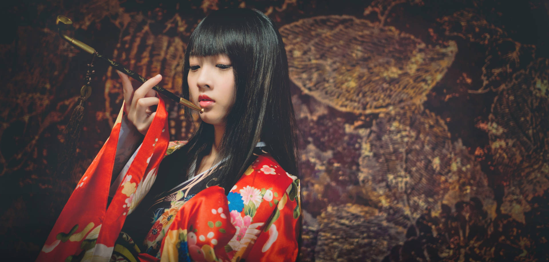 Japanese Girl Smoking Pipe Background