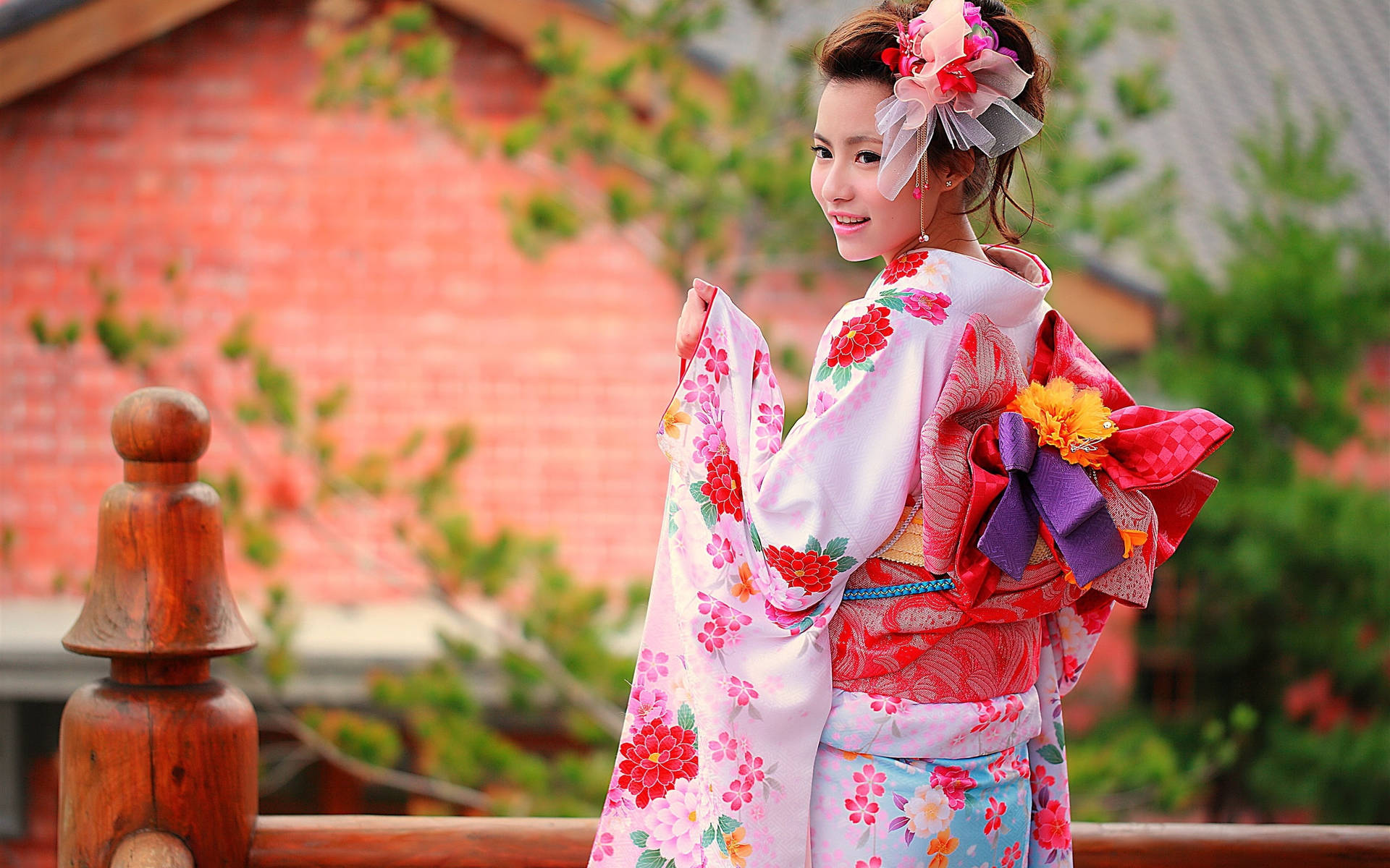 Japanese Girl With Colorful Kimono Wallpaper