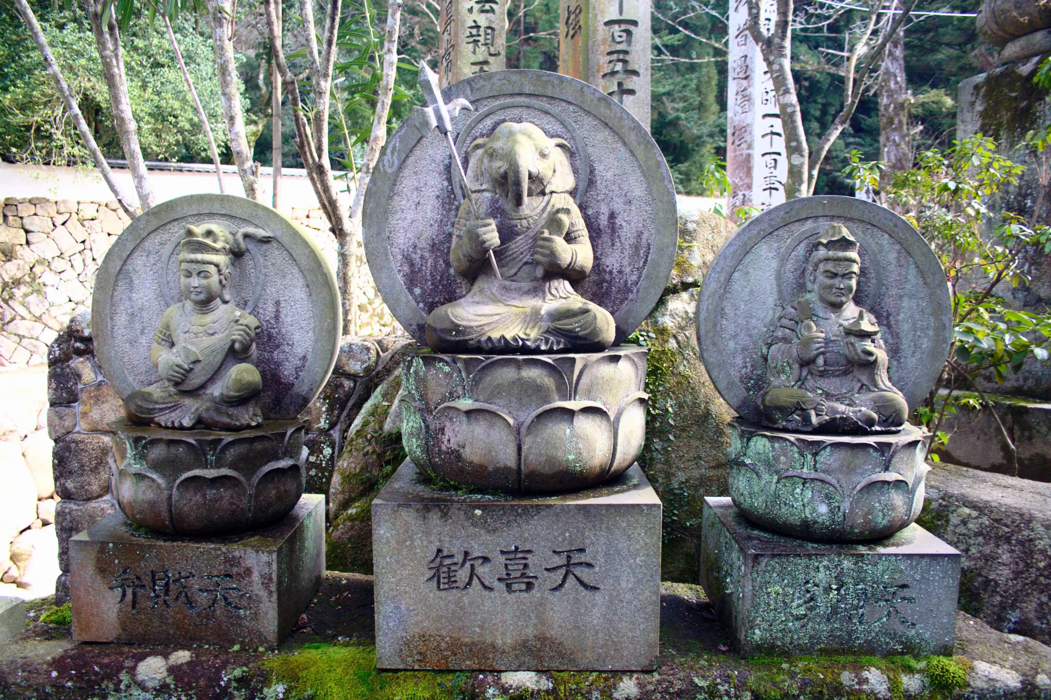 Japanese Trimurti All Hindu Gods Statues Wallpaper